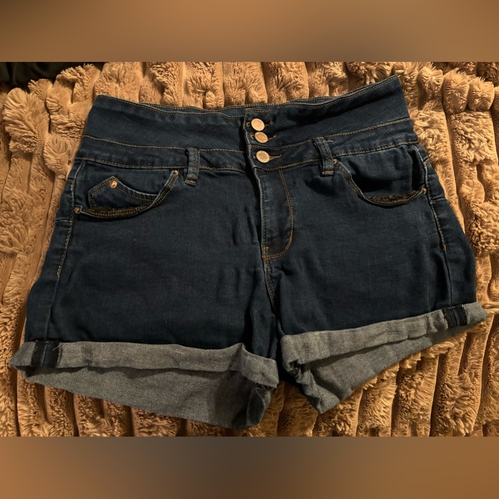 YMI Juniors shorts